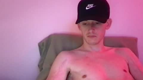 Snapshot of broke_boyz chatting on October 27, 2025, 3:21 am Sage online show from October 27, 2025, 3:21 am