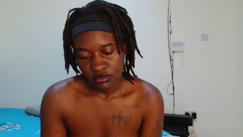 broken_haloo online show from April 14, 2026, 7:03 am