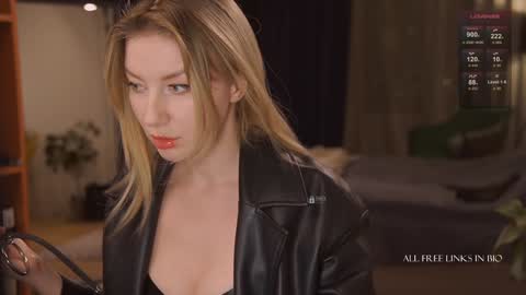 Anna online show from December 9, 2024, 2:49 pm