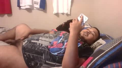 Snapshot of bronxforlife chatting on December 14, 2024, 2:12 am bronxforlife online show from December 14, 2024, 2:12 am