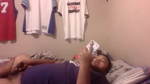 Snapshot of bronxforlife chatting on January 16, 2025, 8:57 pm bronxforlife online show from January 16, 2025, 8:57 pm