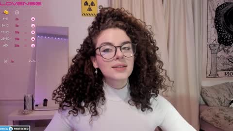 Snapshot of brookchills chatting on December 4, 2024, 7:23 pm Brook Help me collect 100 reactions online show from December 4, 2024, 7:23 pm