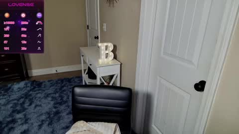 brookebee online show from February 4, 2025, 12:40 am