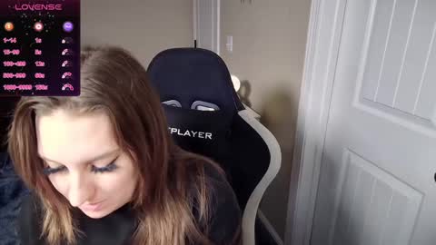 brookebee online show from February 26, 2025, 9:21 am