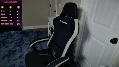 brookebee online show from February 28, 2025, 3:26 am