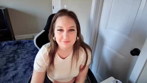 brookebee online show from March 2, 2025, 9:01 pm