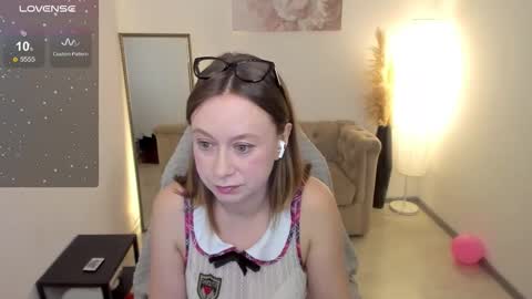 Lady Brooke online show from March 7, 2026, 9:23 pm