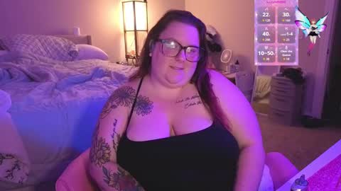 Madam Brooke online show from November 14, 2025, 2:43 am