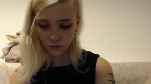 Snapshot of brookewylde_20 chatting on November 16, 2025, 4:01 pm brookewylde_20 online show from November 16, 2025, 4:01 pm