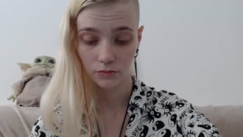 brookewylde_20 online show from June 18, 2026, 11:58 am