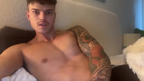 Snapshot of brooklyntay chatting on February 12, 2026, 9:54 pm BrooklynTay online show from February 12, 2026, 9:54 pm