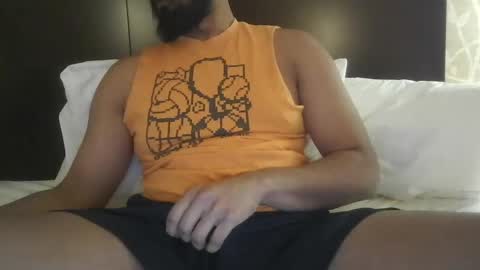 Snapshot of brownbd32 chatting on February 3, 2025, 12:58 am brownbd32 online show from February 3, 2025, 12:58 am