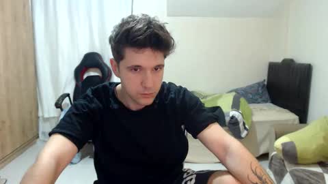 Snapshot of brownhaiir chatting on October 4, 2025, 8:51 pm brownhaiir online show from October 4, 2025, 8:51 pm