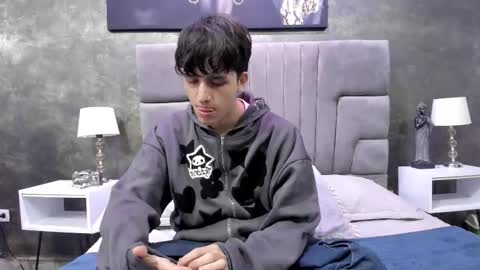 Bruce Hans online show from September 9, 2025, 11:32 am