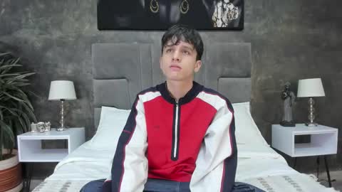 Bruce Hans online show from November 5, 2025, 11:32 am