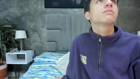 Bruce Hans online show from April 14, 2026, 11:38 am