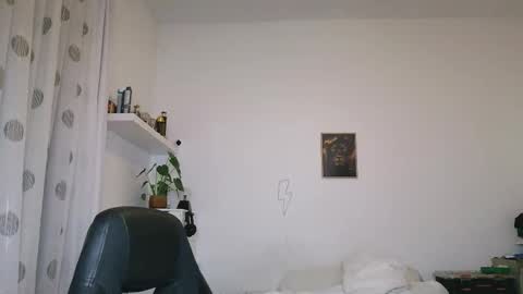 Bruce online show from October 31, 2025, 6:31 pm