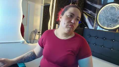 Snapshot of bruja_scarlata chatting on September 9, 2025, 11:21 am Bruja SCarlata online show from September 9, 2025, 11:21 am