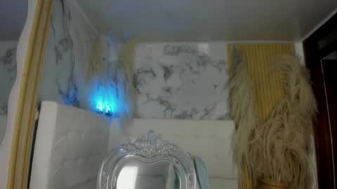 Snapshot of bruja_scarlata chatting on October 8, 2025, 10:13 am Bruja SCarlata online show from October 8, 2025, 10:13 am