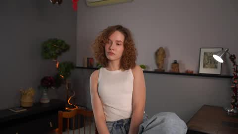 Tess online show from April 16, 2026, 3:13 pm