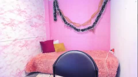 Snapshot of brunette_sasha chatting on December 29, 2024, 4:19 pm Sasha Brunette online show from December 29, 2024, 4:19 pm