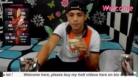 Snapshot of brunocuttie94 chatting on October 20, 2025, 10:43 pm Join my fan club here 150 tokens a month online show from October 20, 2025, 10:43 pm