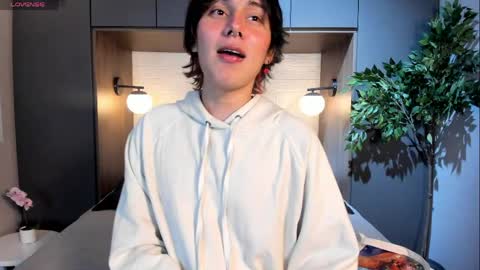 Snapshot of brunodeluca_ chatting on May 25, 2026, 8:15 pm Bruno online show from May 25, 2026, 8:15 pm