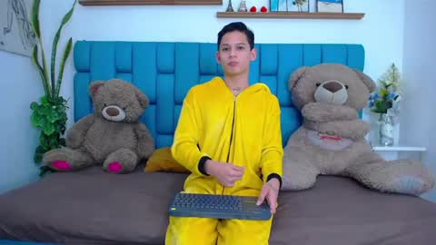 Snapshot of bryan_hotty chatting on March 2, 2026, 11:17 am Bryan online show from March 2, 2026, 11:17 am