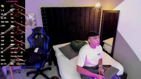 Snapshot of bryan_robayo5 chatting on March 13, 2026, 11:17 am Bryan online show from March 13, 2026, 11:17 am