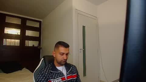 BryceReign online show from May 5, 2026, 4:42 am