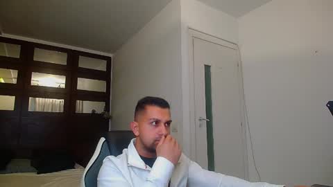 BryceReign online show from May 8, 2026, 4:40 am