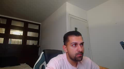 BryceReign online show from May 25, 2026, 4:40 am