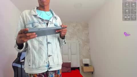 Snapshot of bryonycute chatting on October 2, 2025, 12:12 pm BRYONY online show from October 2, 2025, 12:12 pm