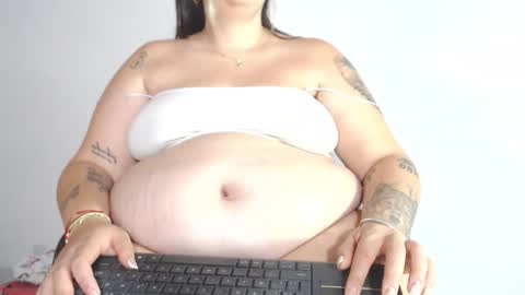 Snapshot of bu1terfly chatting on February 25, 2026, 2:10 am OnlyfansBu1terfly online show from February 25, 2026, 2:10 am