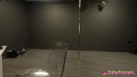 Bubble  gum  online show from January 7, 2026, 7:38 pm