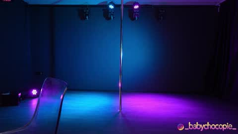 Snapshot of bubble__gum_ chatting on January 16, 2026, 7:40 pm Bubble gum online show from January 16, 2026, 7:40 pm