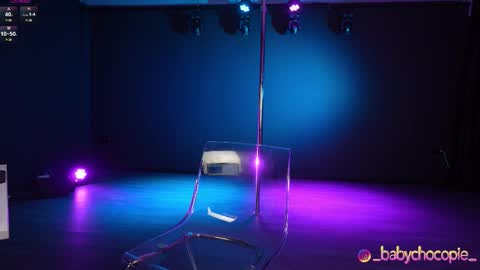 Snapshot of bubble__gum_ chatting on February 6, 2026, 12:48 am Bubble gum online show from February 6, 2026, 12:48 am