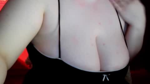 Snapshot of bubble_bambam chatting on January 17, 2026, 3:17 pm Nancy 3 online show from January 17, 2026, 3:17 pm