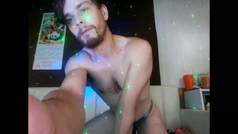 Snapshot of bubblebutt417 chatting on February 15, 2026, 2:08 am Max candi online show from February 15, 2026, 2:08 am