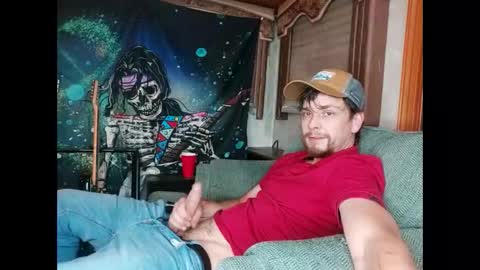 Snapshot of bubblebutt417 chatting on May 8, 2026, 12:05 am Max candi online show from May 8, 2026, 12:05 am