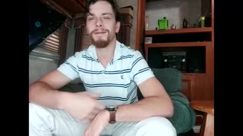 Snapshot of bubblebutt417 chatting on May 14, 2026, 4:58 pm Max candi online show from May 14, 2026, 4:58 pm