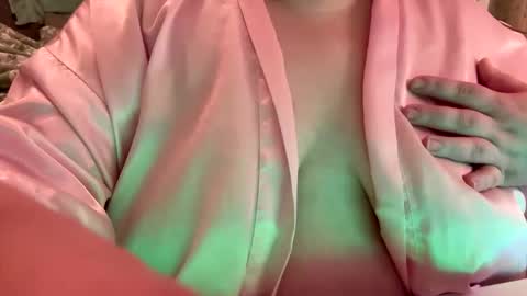 Snapshot of bubblegirl0 chatting on March 18, 2026, 12:14 am bubblegirl online show from March 18, 2026, 12:14 am