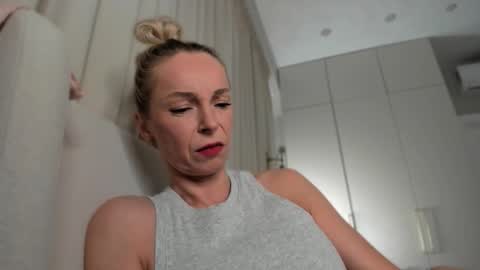 bubbling_crush online show from February 17, 2026, 8:15 pm