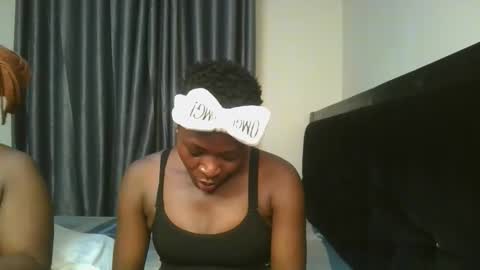 Bubbly online show from November 16, 2025, 8:25 pm