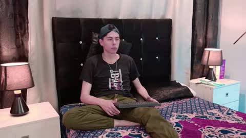 Snapshot of bublee01 chatting on September 13, 2025, 3:50 am Bublee01 online show from September 13, 2025, 3:50 am