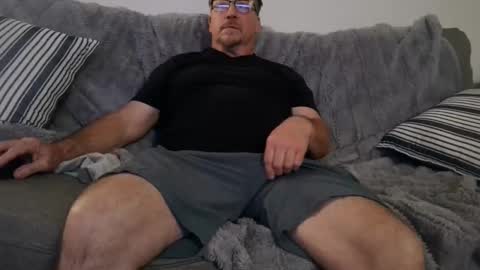 Snapshot of buck_camstar chatting on March 17, 2026, 5:55 am Buck online show from March 17, 2026, 5:55 am