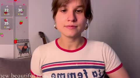 Mira  online show from April 10, 2026, 7:40 pm