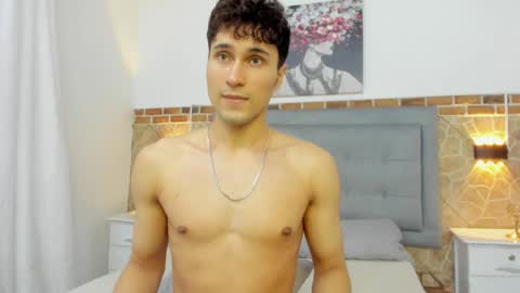 Snapshot of buddy_whitte chatting on February 1, 2025, 2:24 pm Buddy Whitte online show from February 1, 2025, 2:24 pm