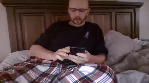 Snapshot of bueff chatting on May 2, 2026, 10:37 pm bueff online show from May 2, 2026, 10:37 pm