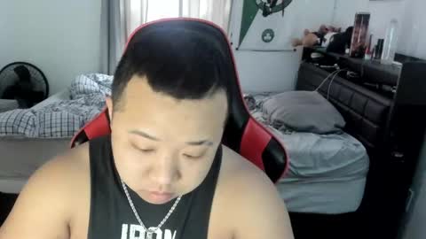 buffsexyman24 online show from February 23, 2025, 2:04 pm